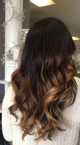 Raw hair vs. virgin hair extensions
