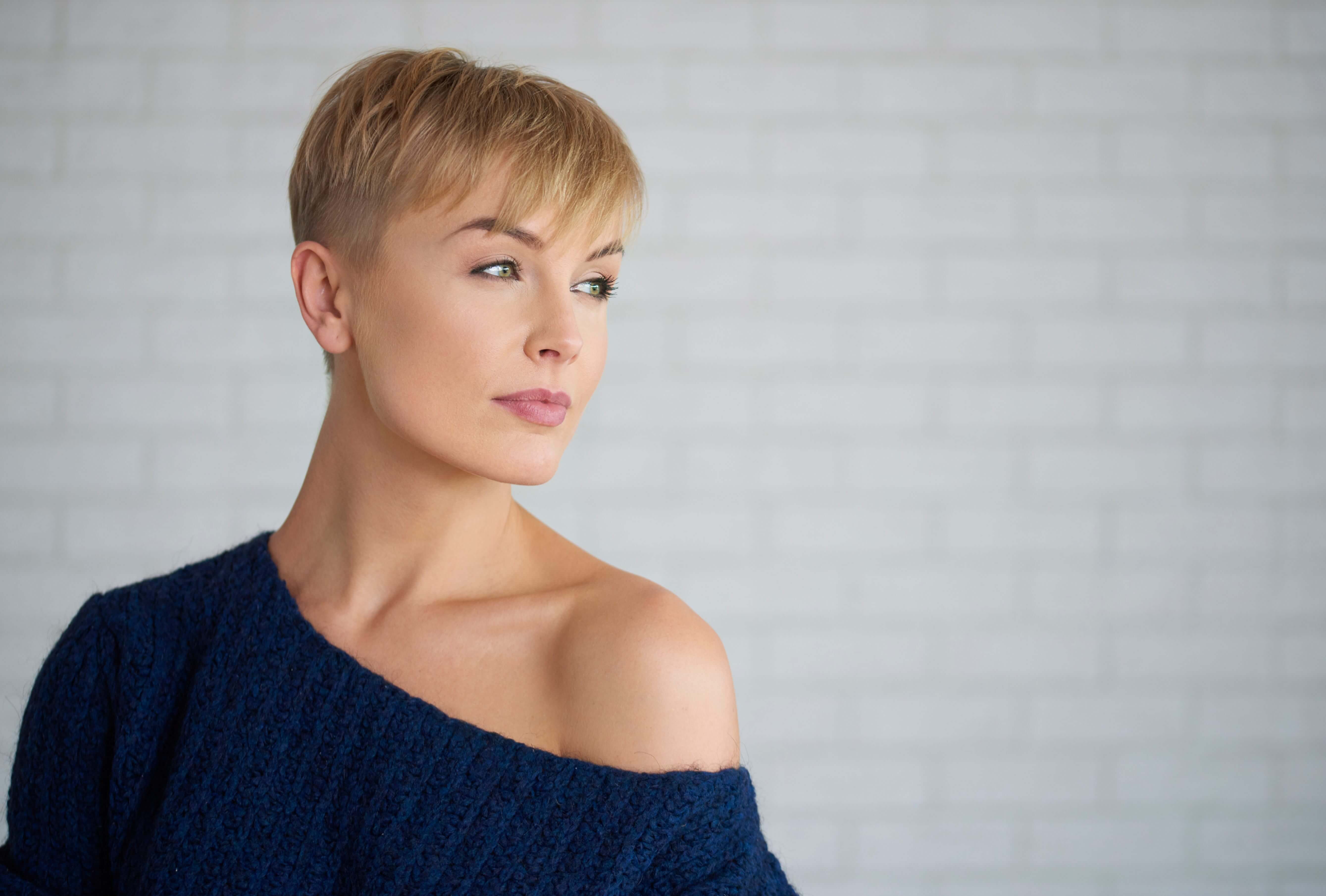 woman with wixie haircut