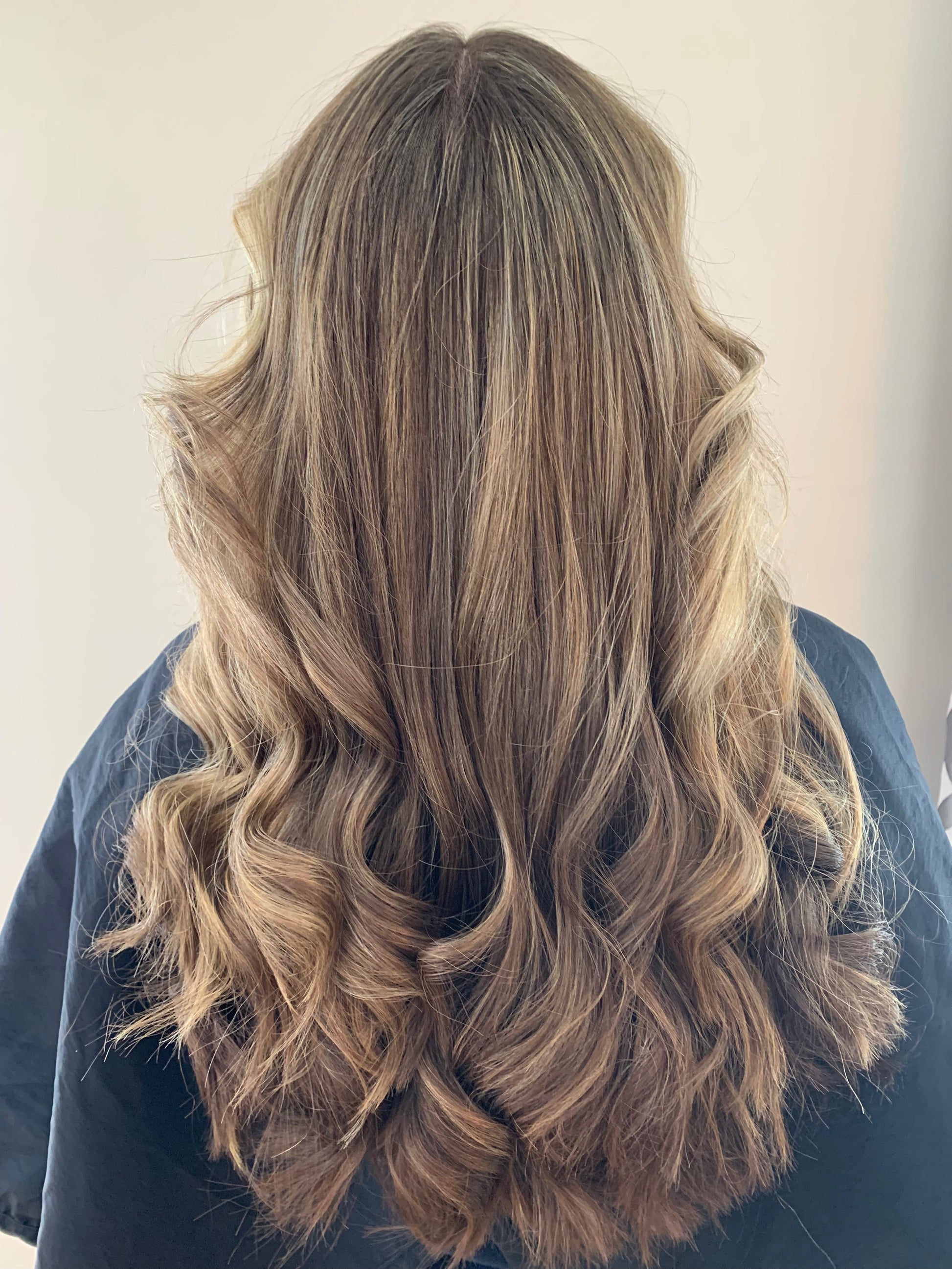 A Hair Extension FULL SET WITH HAIR COLOR 
